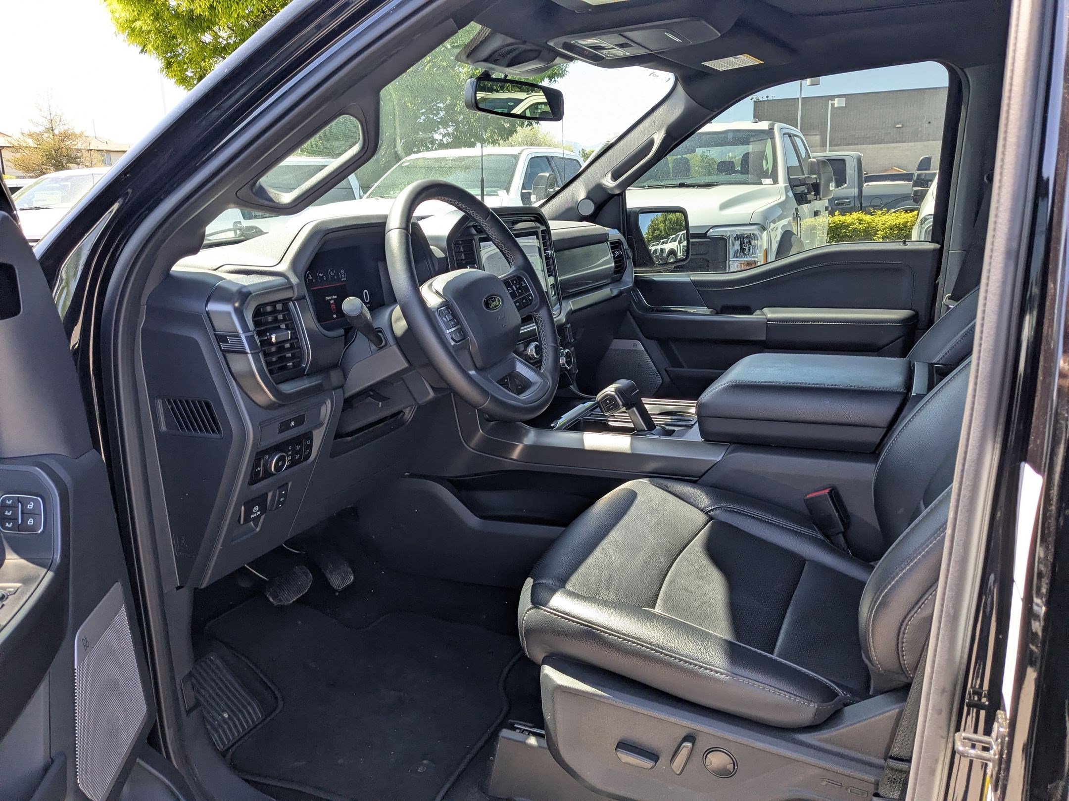 Certified 2025 Ford F150 Lariat AWD/4WD image 31