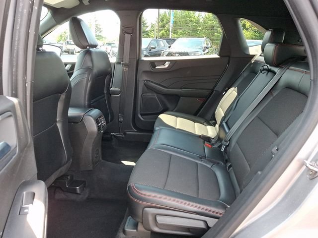 Certified 2023 Ford Escape ST-Line Elite AWD/4WD image 12