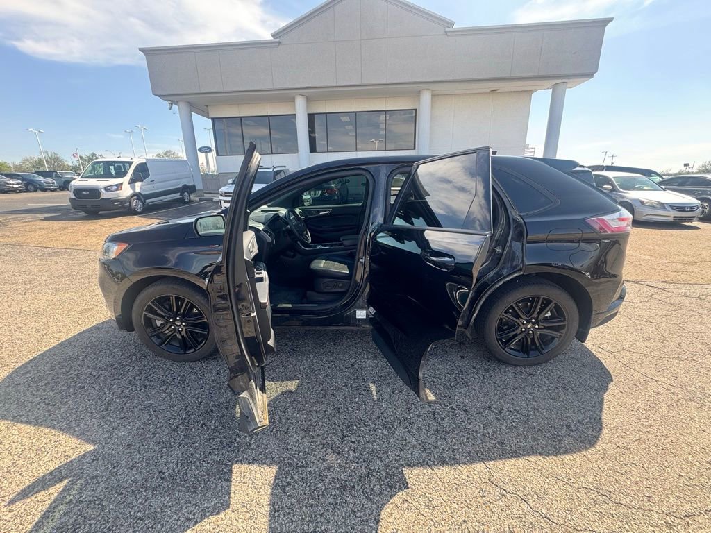 Certified 2024 Ford Edge ST-Line image 7