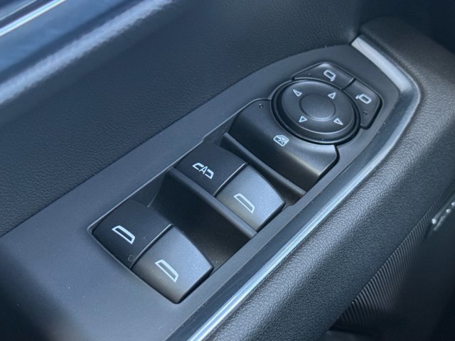 Used 2026 Chevrolet Silverado 1500 LT Trail Boss w/ LT Trail Boss Premium Package AWD/4WD image 25