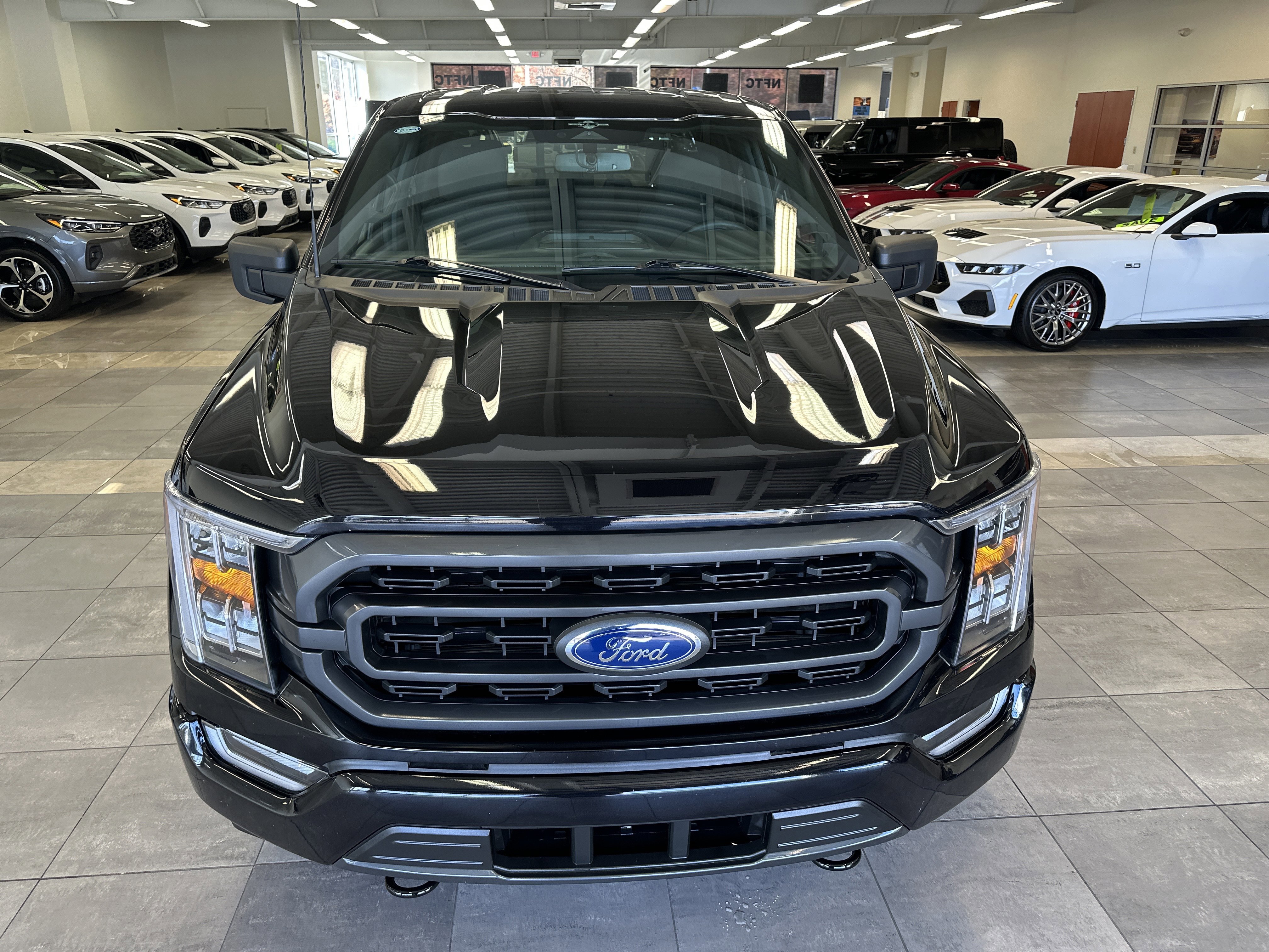 Certified 2023 Ford F150 XLT w/ Equipment Group 302A High image 10