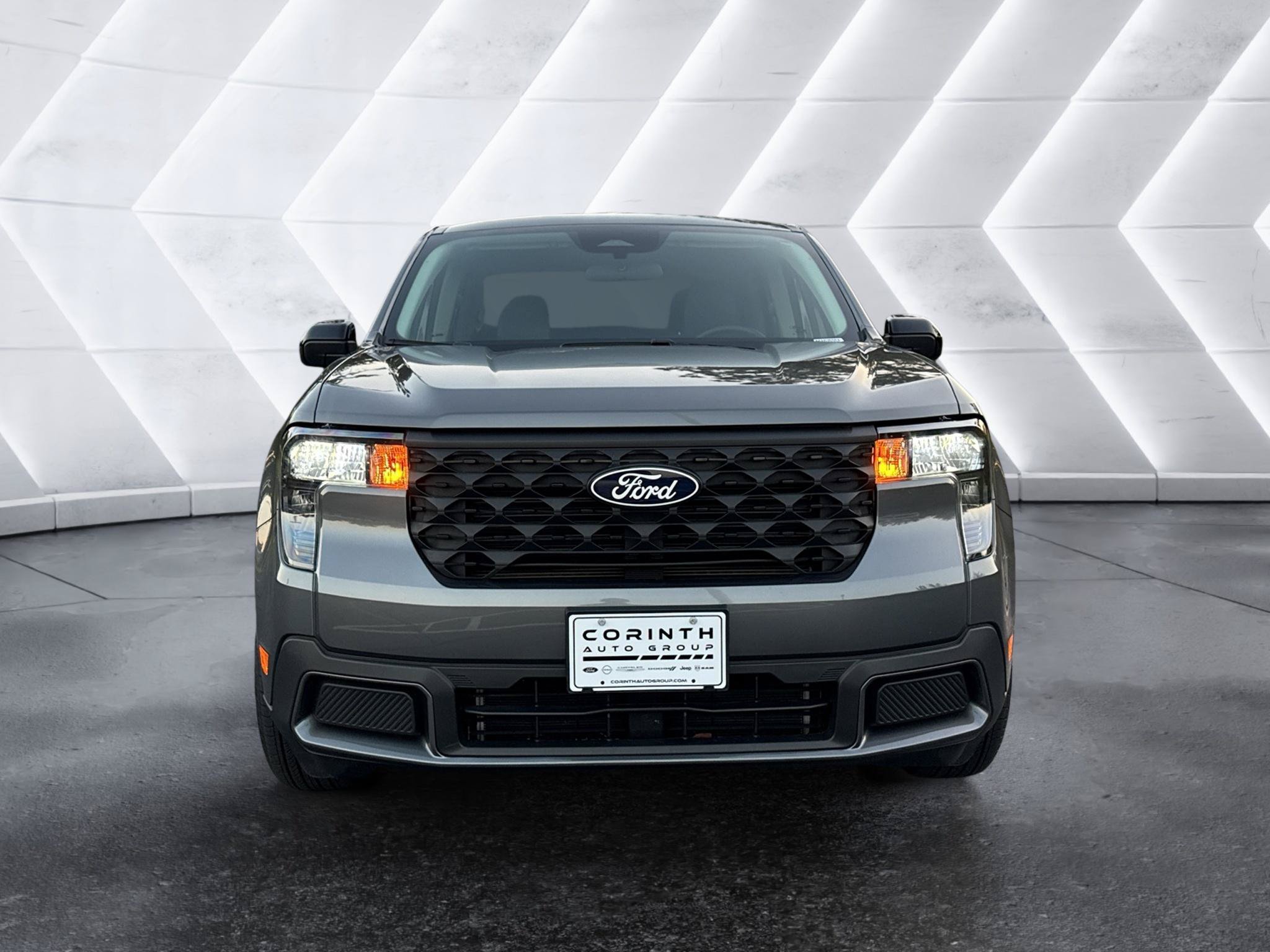 Certified 2025 Ford Maverick XLT w/ XLT Luxury Package FWD image 2