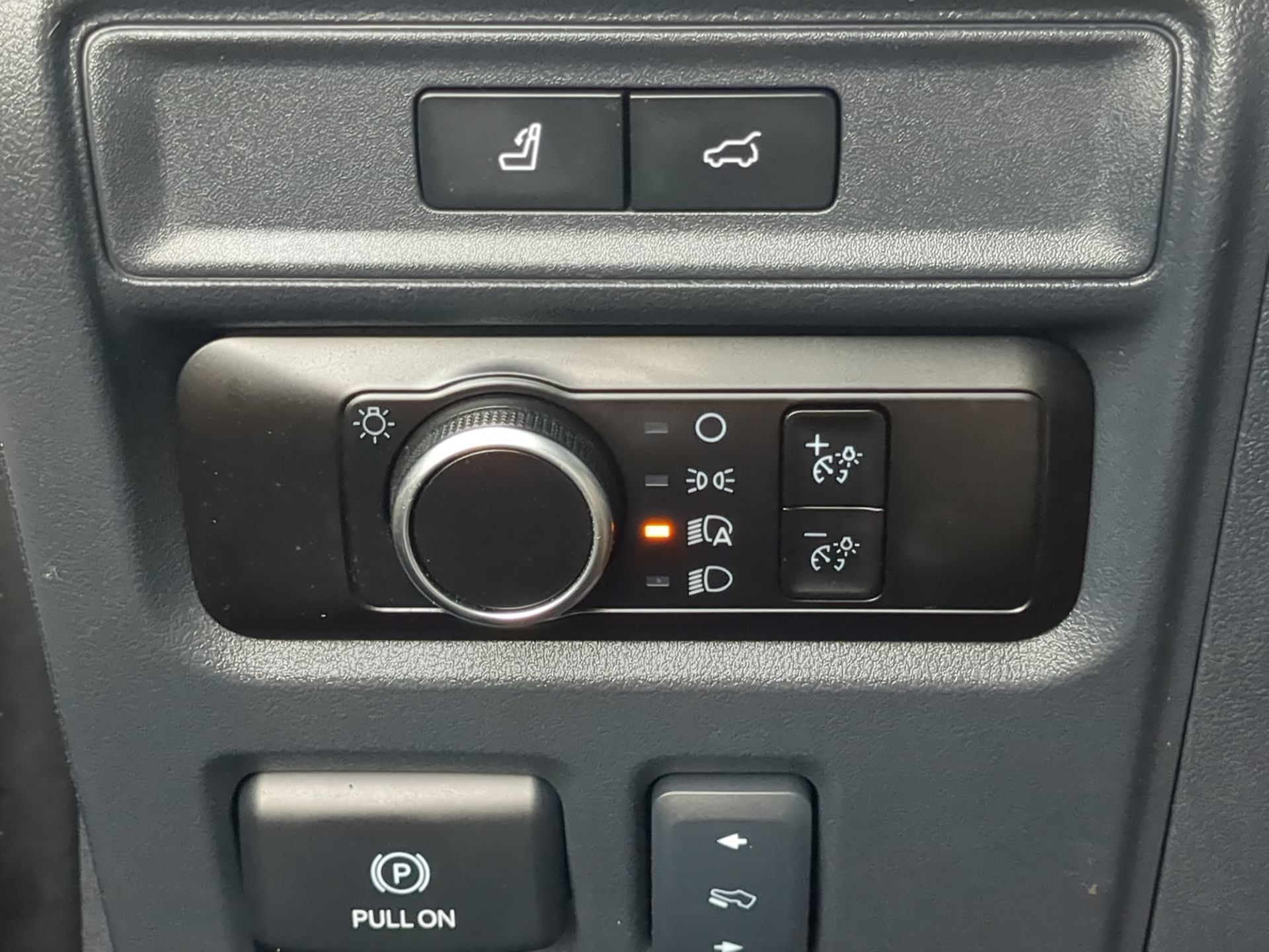 Certified 2023 Ford Expedition XLT RWD image 66
