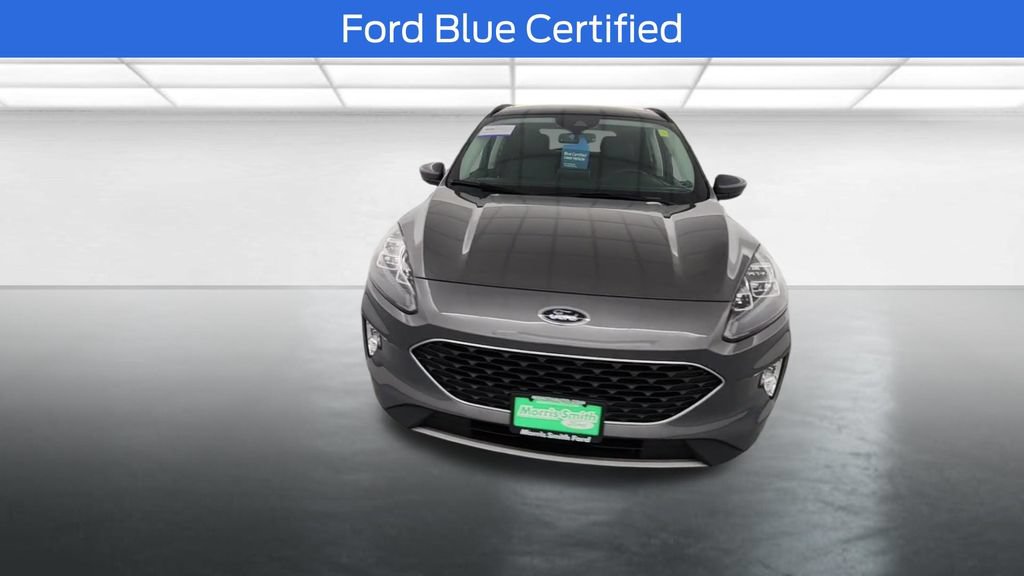 Certified 2022 Ford Escape Titanium w/ Class II Trailer Tow Package AWD/4WD image 2