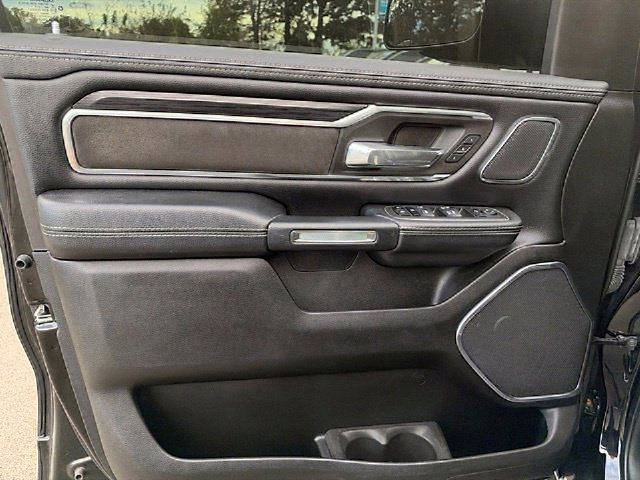 Used 2024 RAM 1500 Laramie AWD/4WD image 25