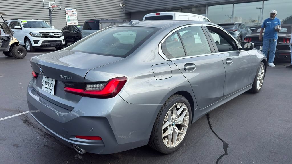 Used 2025 BMW 330i xDrive Sedan AWD/4WD image 5