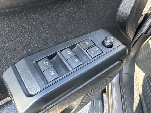 Used 2022 Toyota Tacoma SR AWD/4WD image 18
