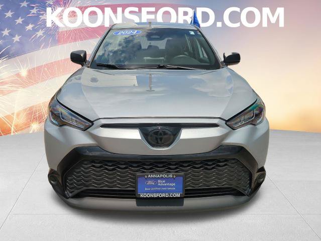 Used 2024 Toyota Corolla Cross AWD Hybrid image 8