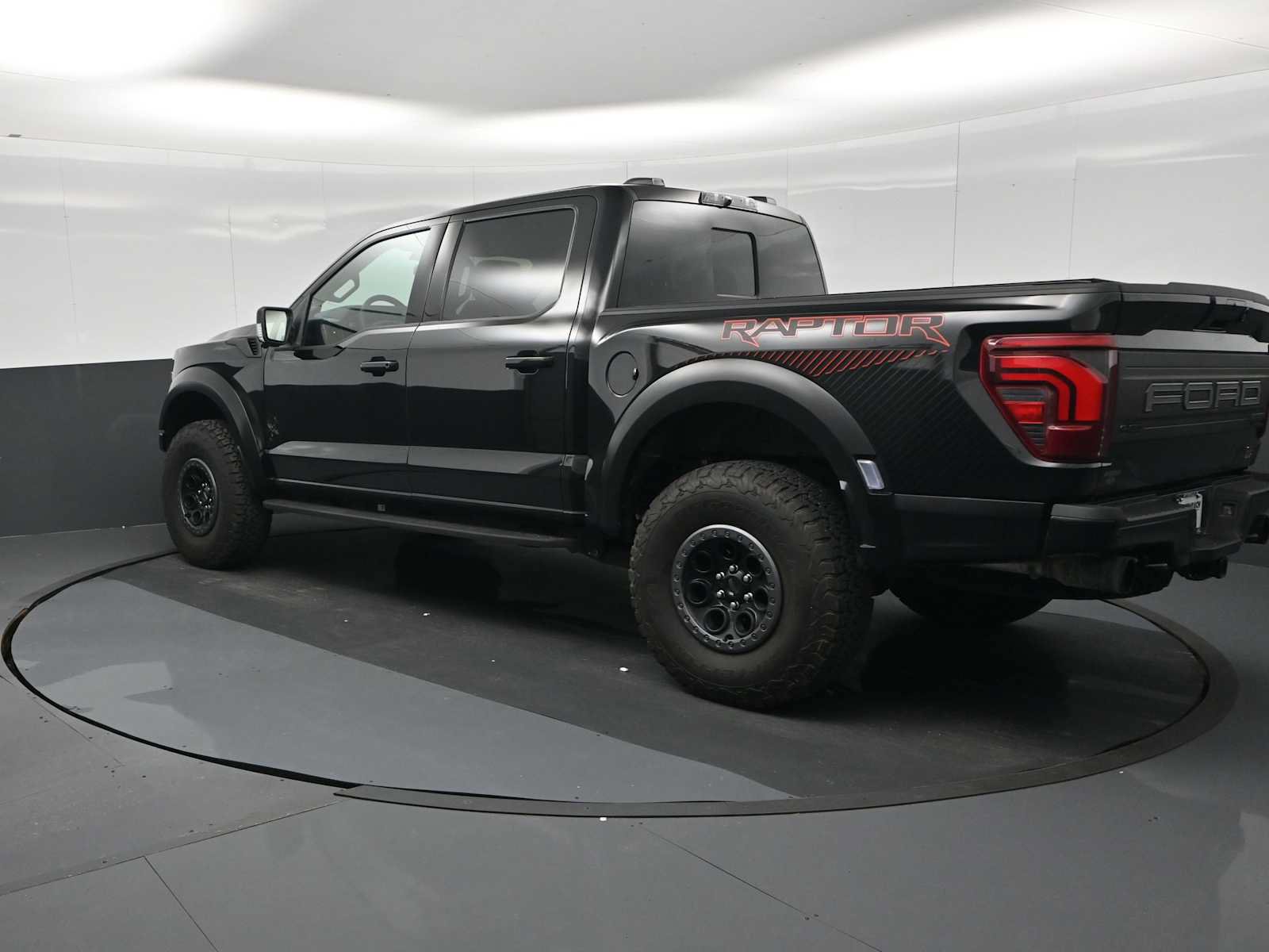 Certified 2025 Ford F150 Raptor AWD/4WD image 6