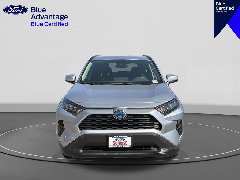 Used 2021 Toyota RAV4 LE AWD/4WD image 3