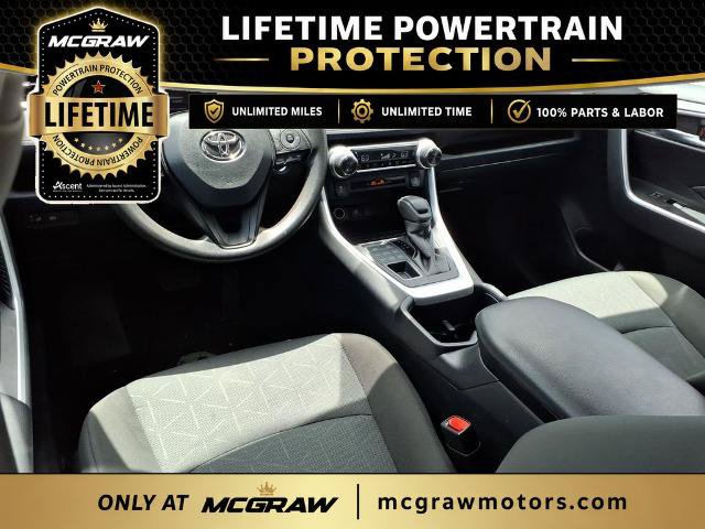Used 2025 Toyota RAV4 XLE AWD/4WD image 15