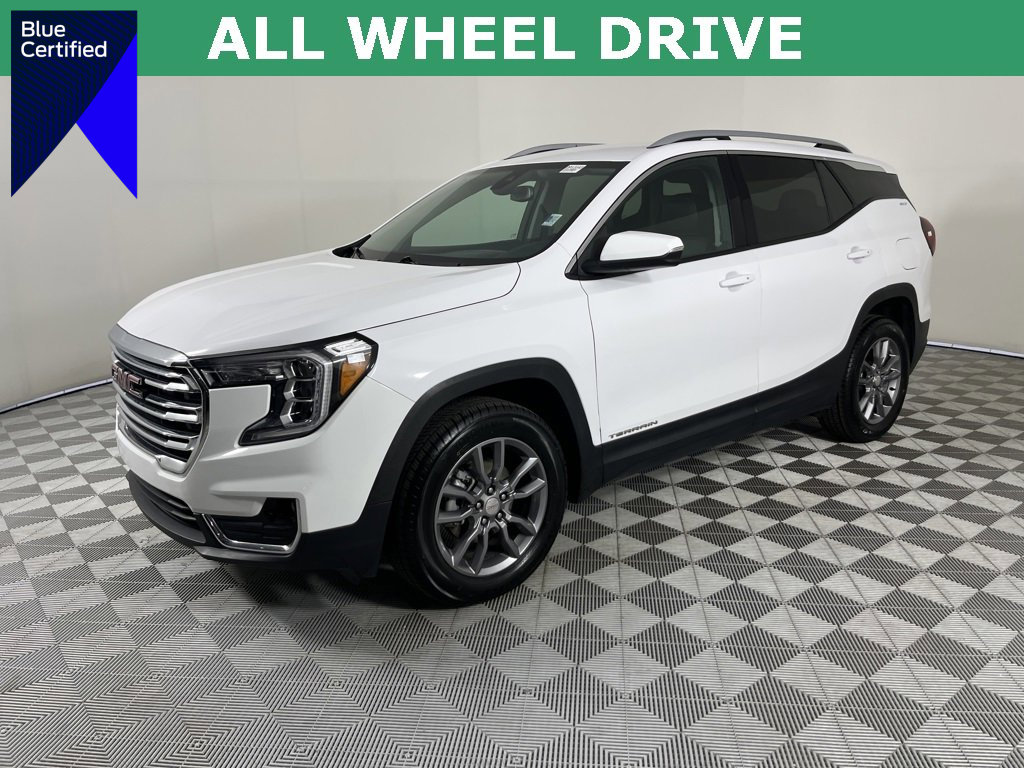 Used 2024 GMC Terrain SLT