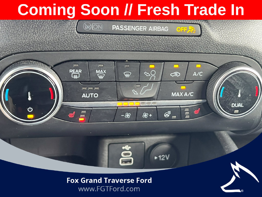 Certified 2025 Ford Escape ST-Line Select AWD/4WD image 25
