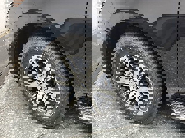 Certified 2022 Ford Expedition Limited image 40