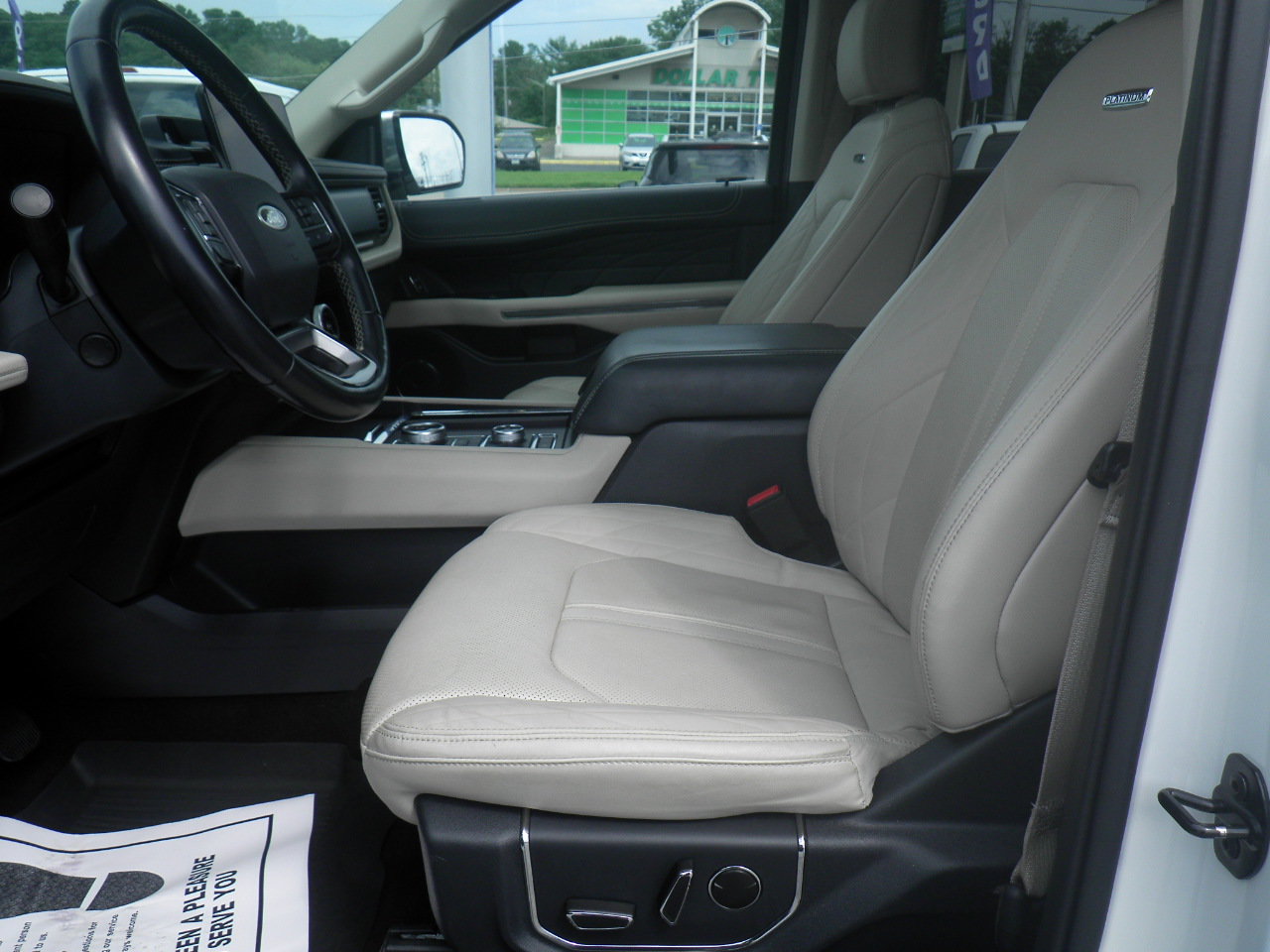 Certified 2023 Ford Expedition Platinum AWD/4WD image 16