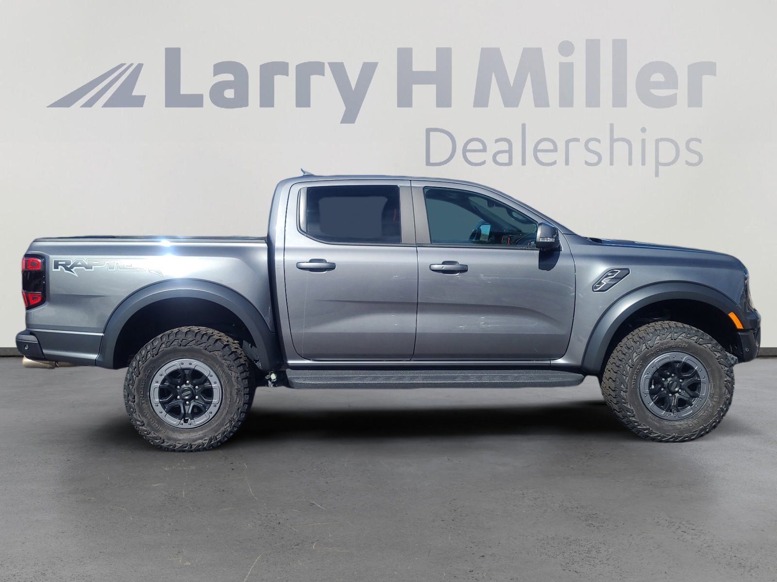 Certified 2024 Ford Ranger Raptor AWD/4WD image 6
