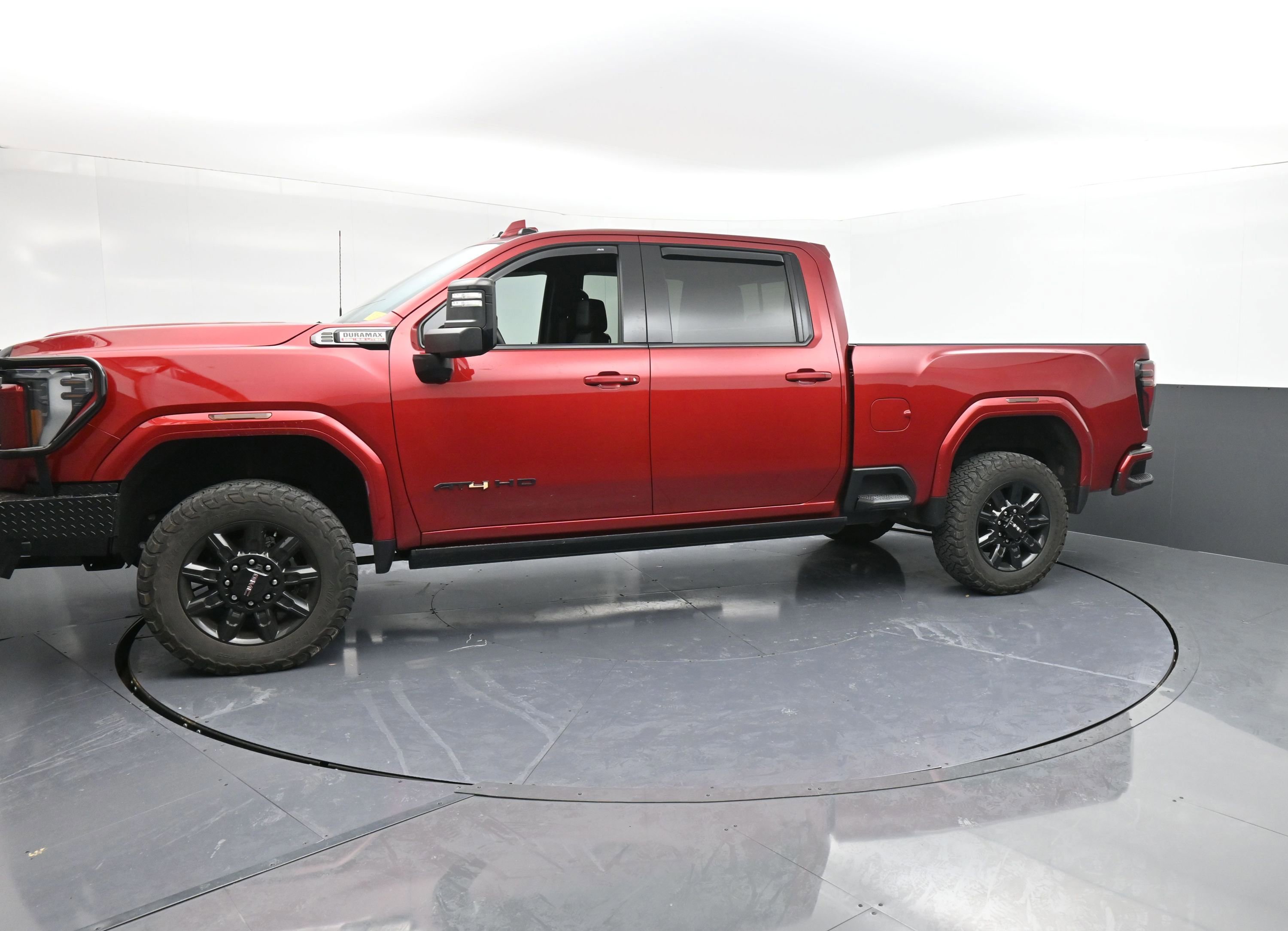 Used 2024 GMC Sierra 2500 AT4 w/ AT4 Premium Plus Package image 5