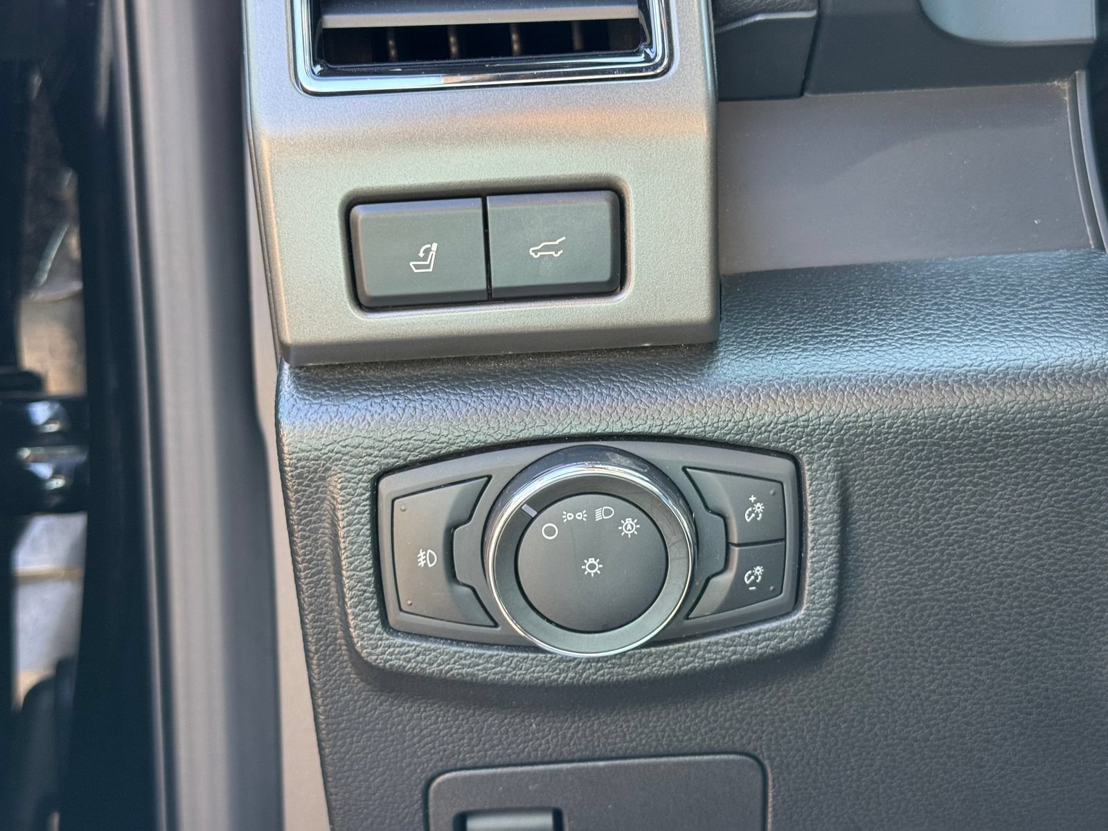 Certified 2021 Ford Expedition XLT AWD/4WD image 35
