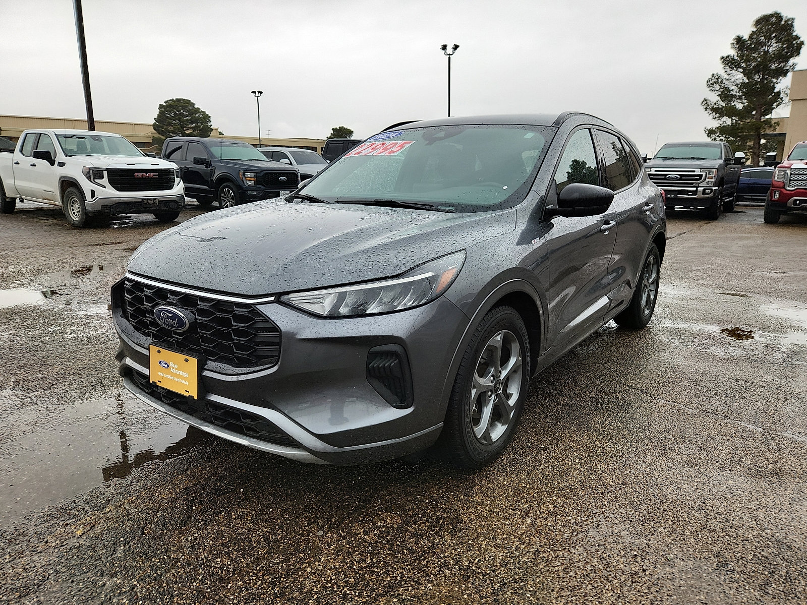 Certified 2024 Ford Escape ST-Line FWD image 3