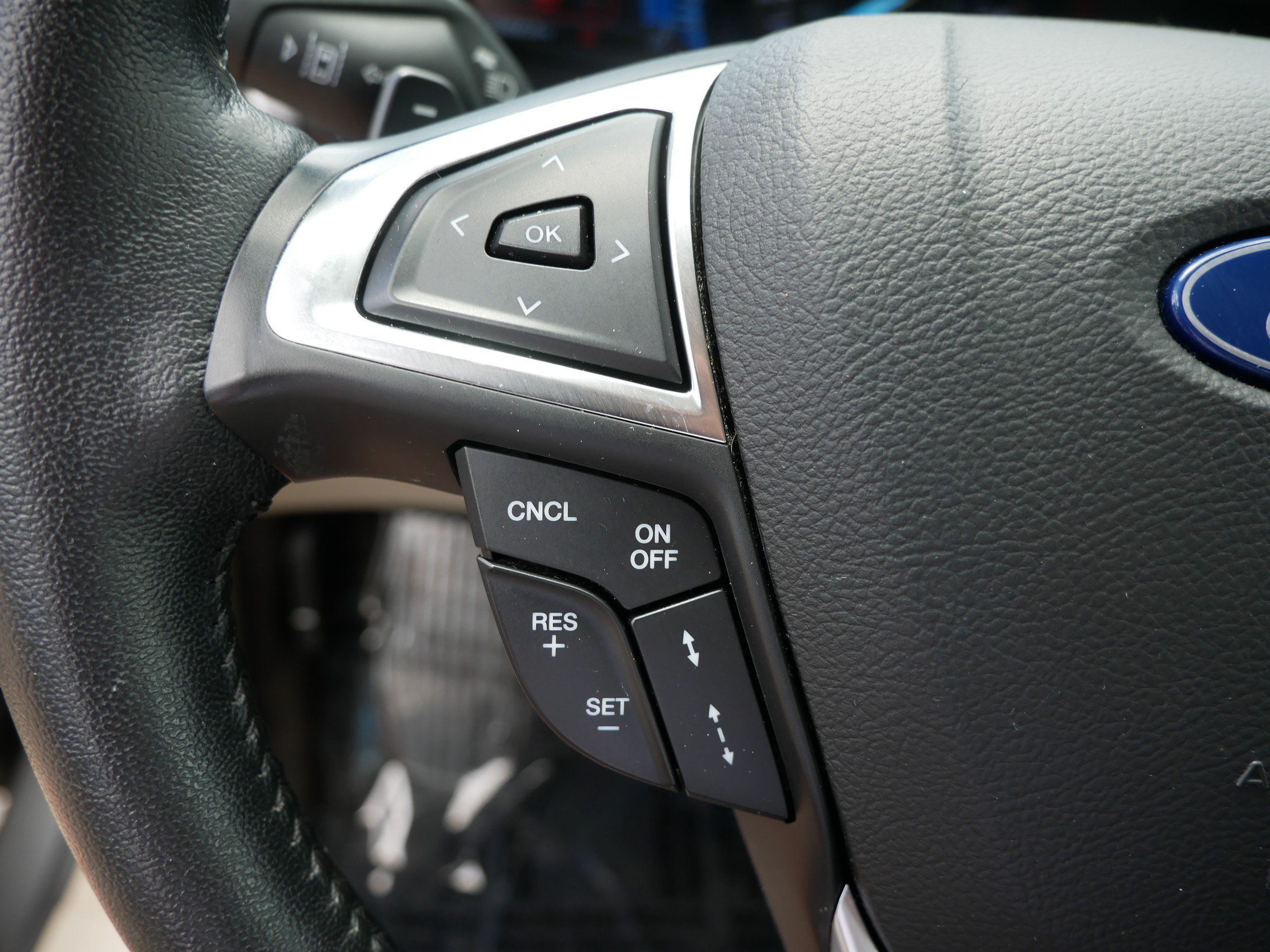 Certified 2019 Ford Fusion SEL FWD image 28