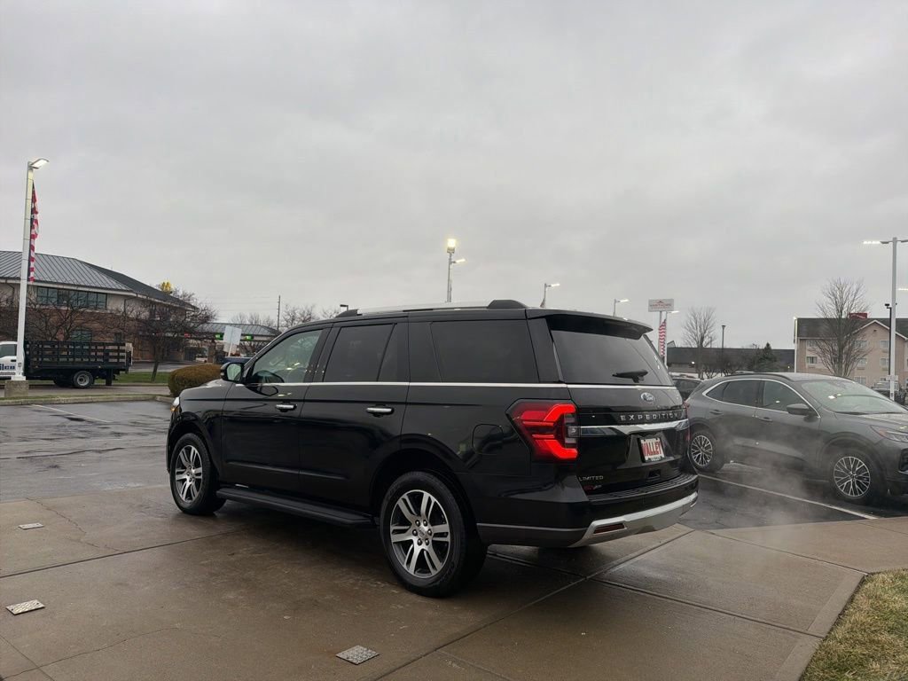 Certified 2024 Ford Expedition Limited image 5