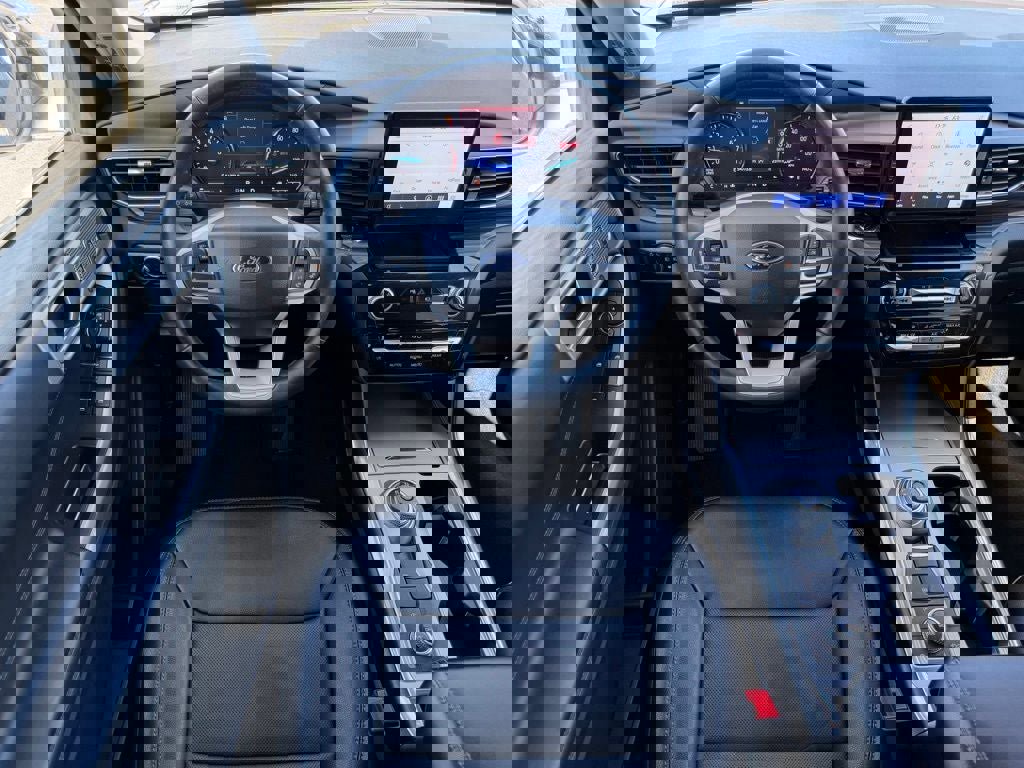 Certified 2023 Ford Explorer Limited image 11