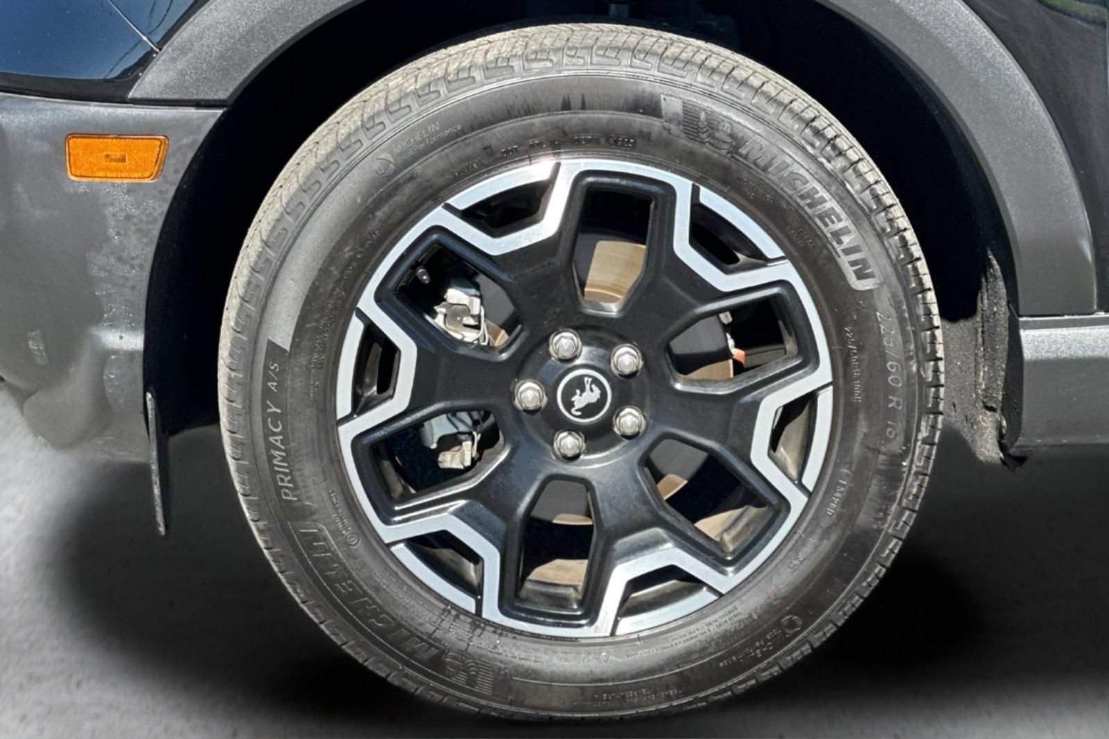 Certified 2025 Ford Bronco Sport Outer Banks w/ Outer Banks Tech Package+ AWD/4WD image 24
