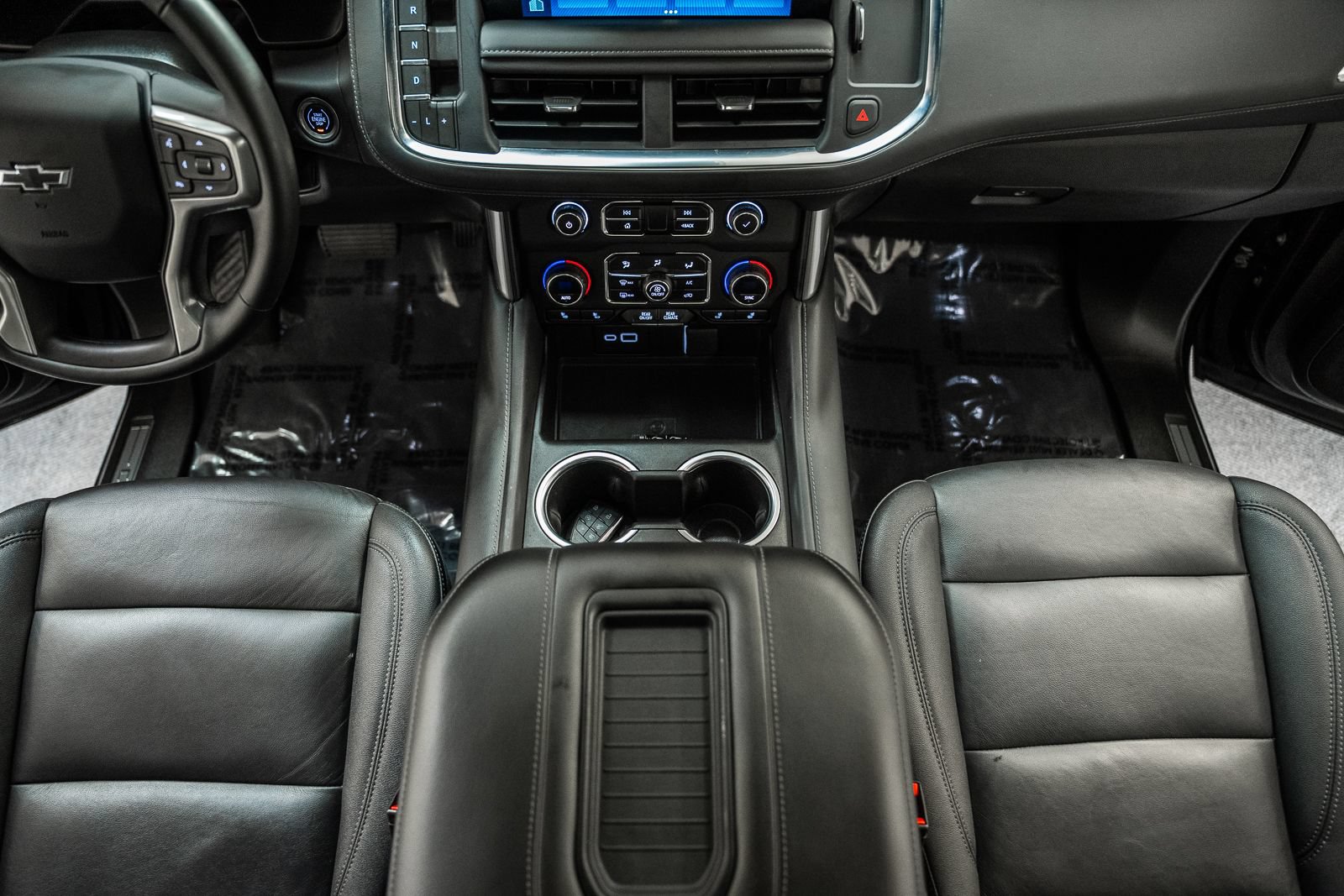 Used 2023 Chevrolet Tahoe Z71 w/ Luxury Package AWD/4WD image 27
