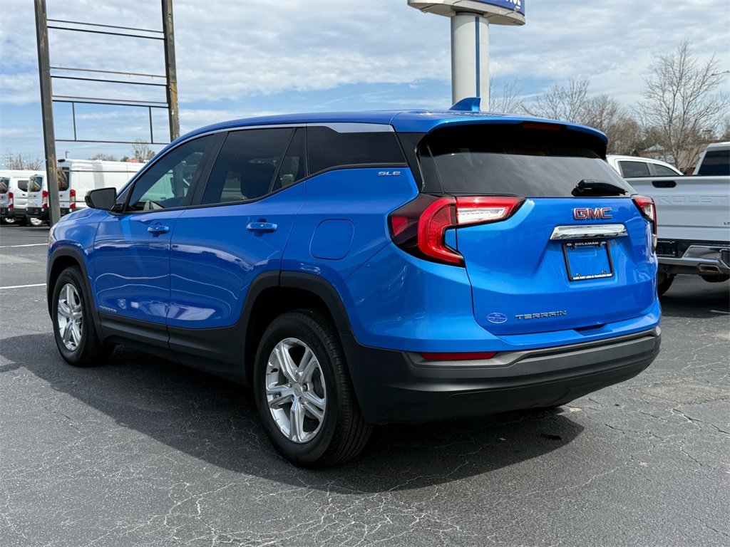 Used 2024 GMC Terrain SLE image 6