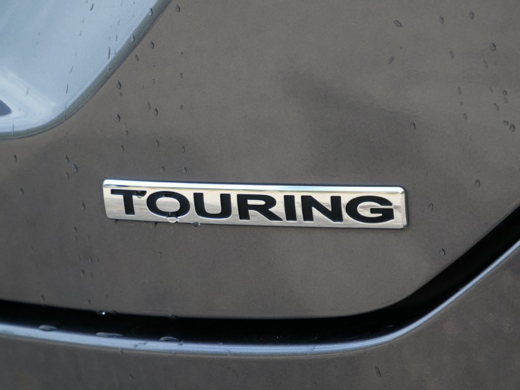Used 2024 Honda Pilot Touring image 8