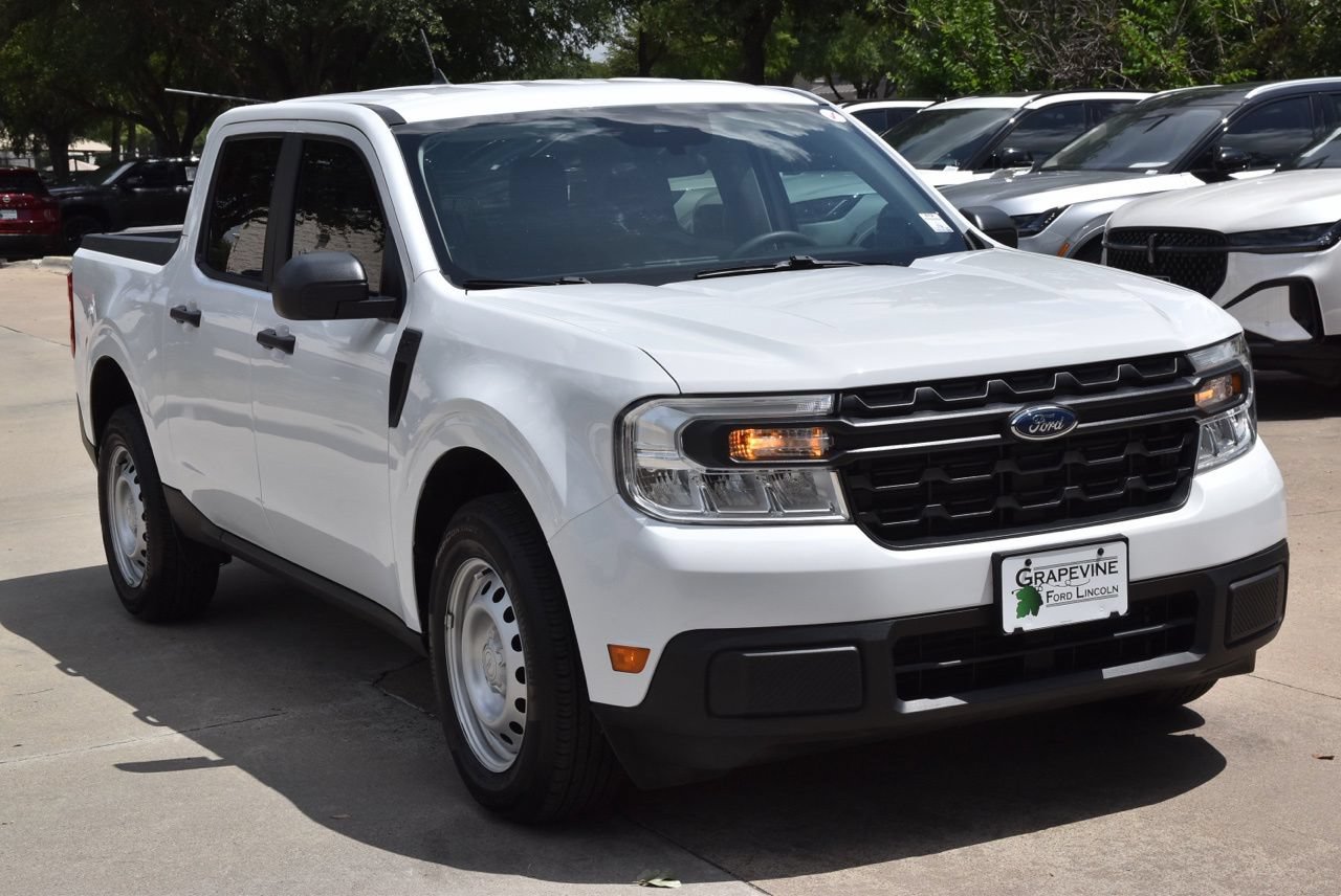Certified 2024 Ford Maverick XL FWD image 4