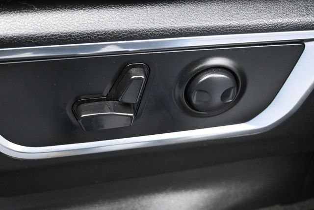 Used 2024 RAM 1500 Laramie AWD/4WD image 12