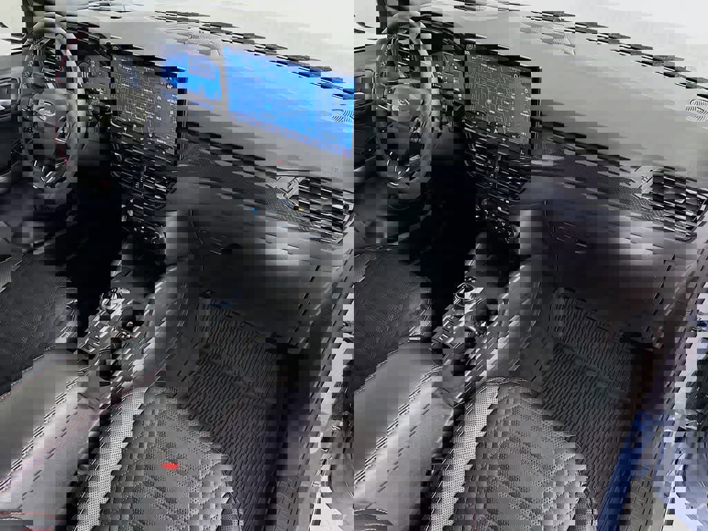 Certified 2024 Ford Escape ST-Line Elite w/ Premium Technology Package image 32