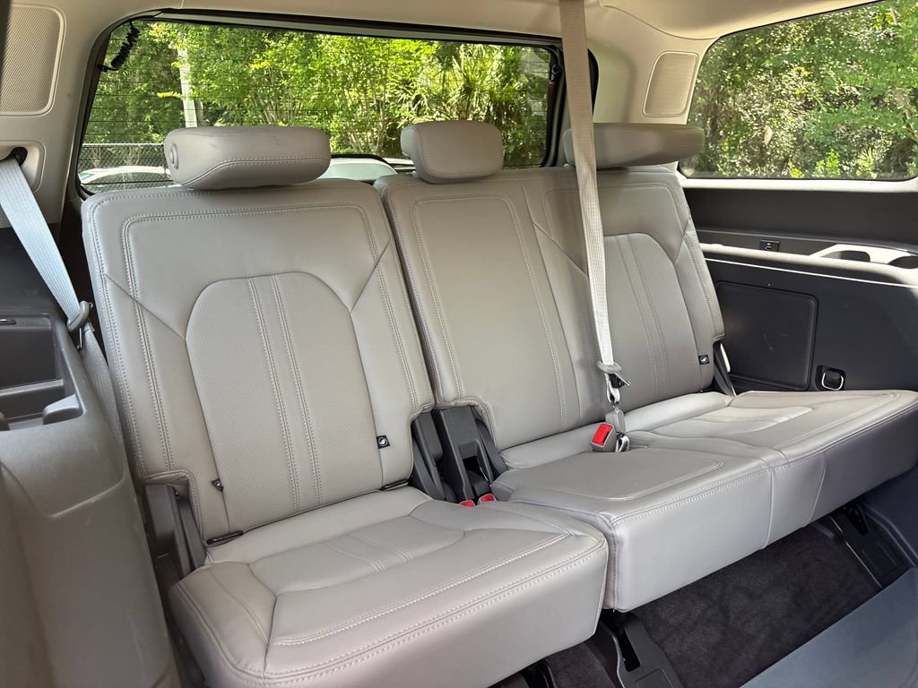 Certified 2021 Ford Expedition Limited RWD image 32