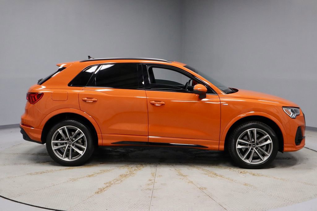 Used 2024 Audi Q3 2.0T Premium Plus w/ Premium Plus Package AWD/4WD image 6