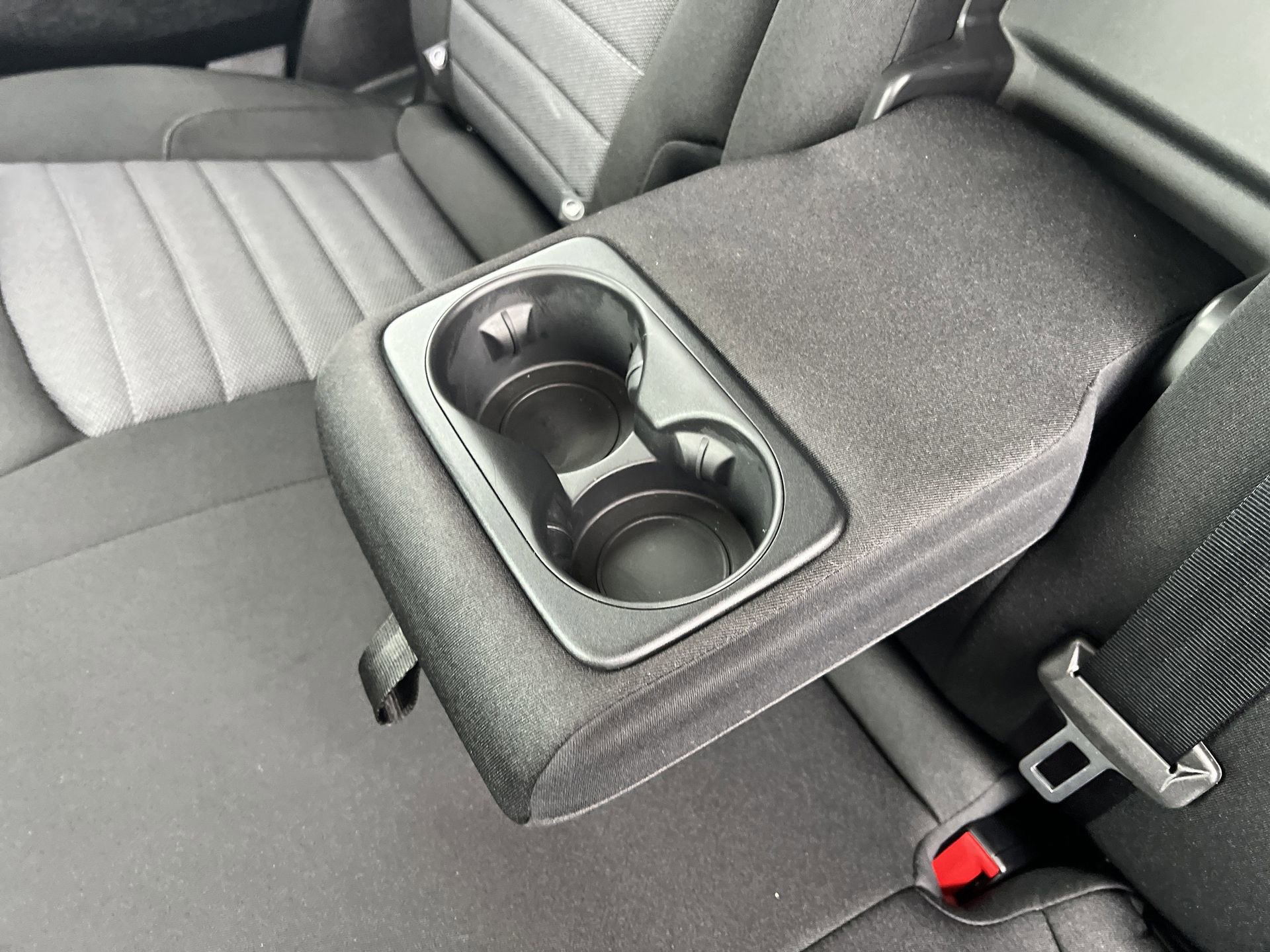 Certified 2023 Ford Edge SE w/ Black Appearance Package image 25