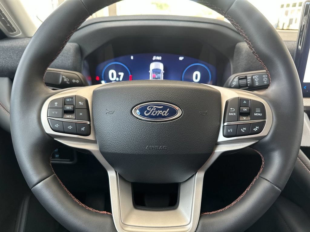 Certified 2026 Ford Explorer Active RWD image 24