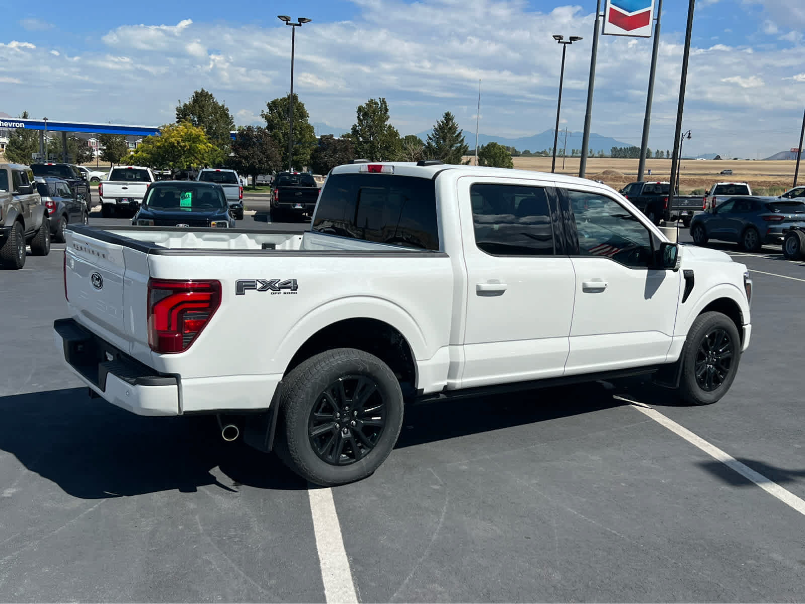 Certified 2025 Ford F150 Platinum w/ FX4 Off-Road Package AWD/4WD image 7