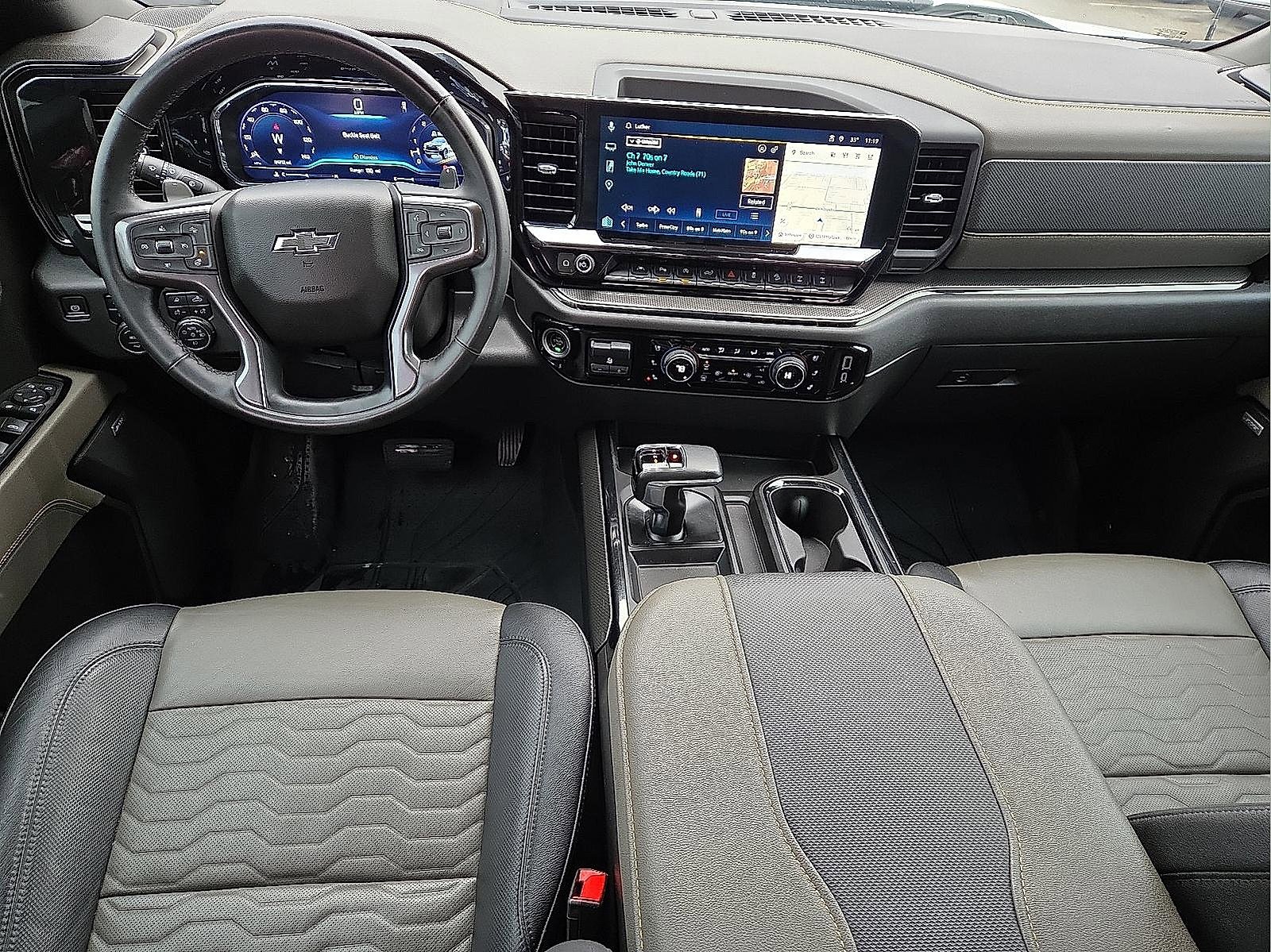 Used 2023 Chevrolet Silverado 1500 ZR2 image 8