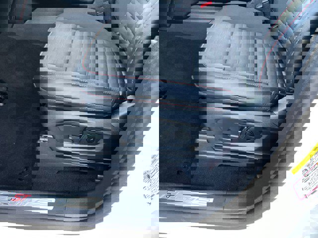 Certified 2025 Ford Explorer ST-Line w/ ST-Line Street Pack image 9