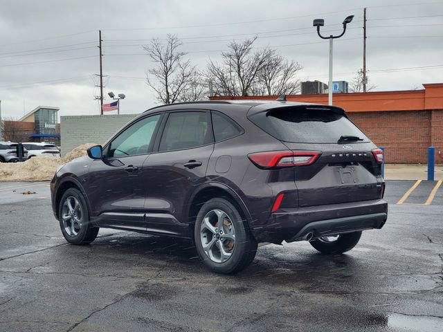 Certified 2023 Ford Escape ST-Line w/ Tech Pack #1 image 3