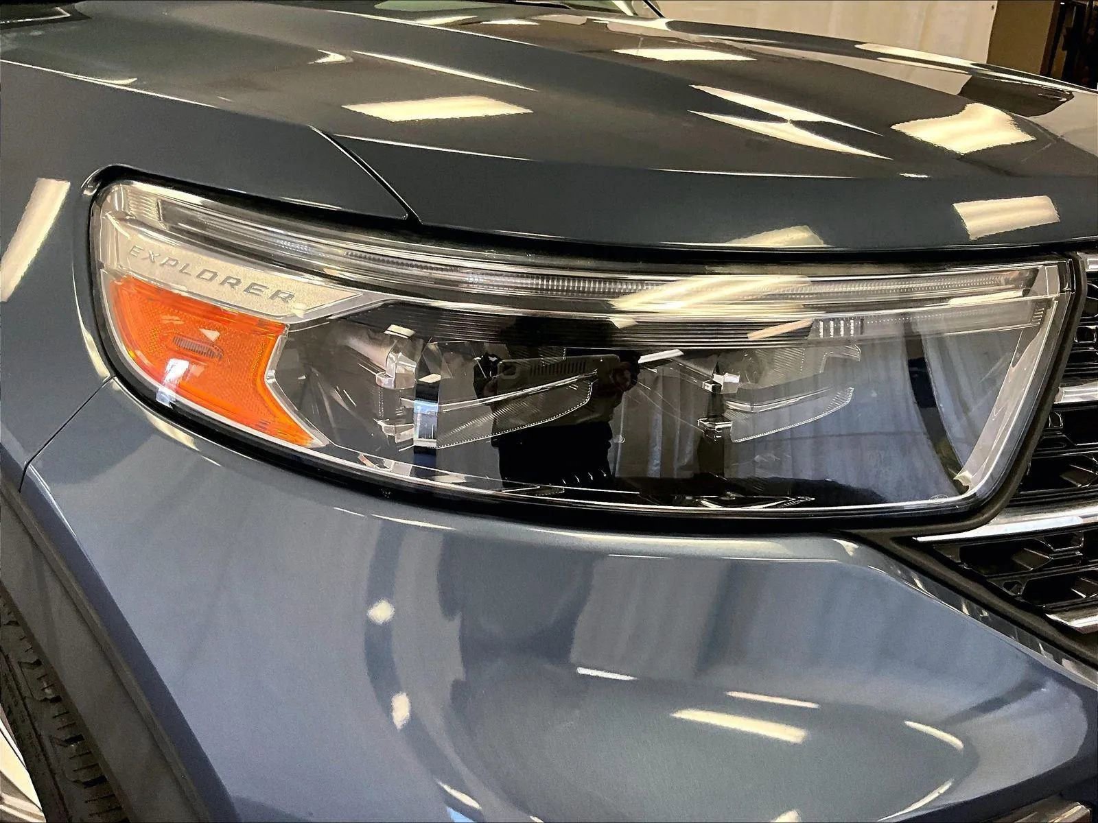 Certified 2021 Ford Explorer XLT w/ Equipment Group 202A image 28