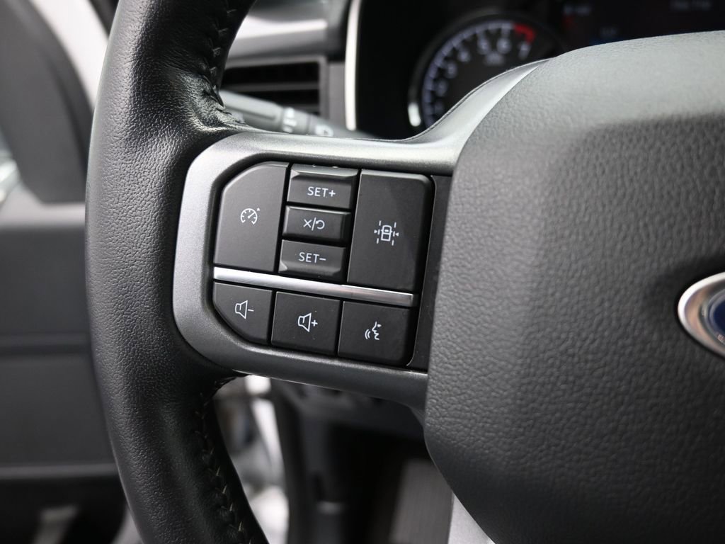 Certified 2022 Ford F150 XLT w/ Equipment Group 302A High image 31