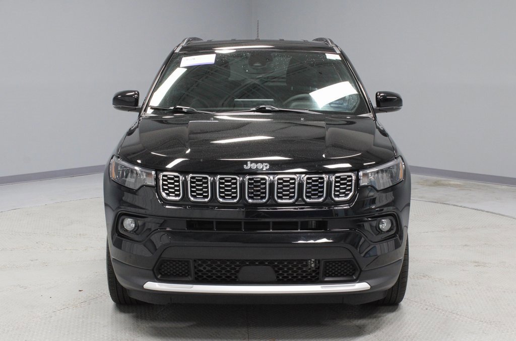 Used 2024 Jeep Compass Limited image 8