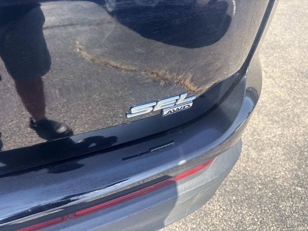 Certified 2017 Ford Edge SEL AWD/4WD image 6