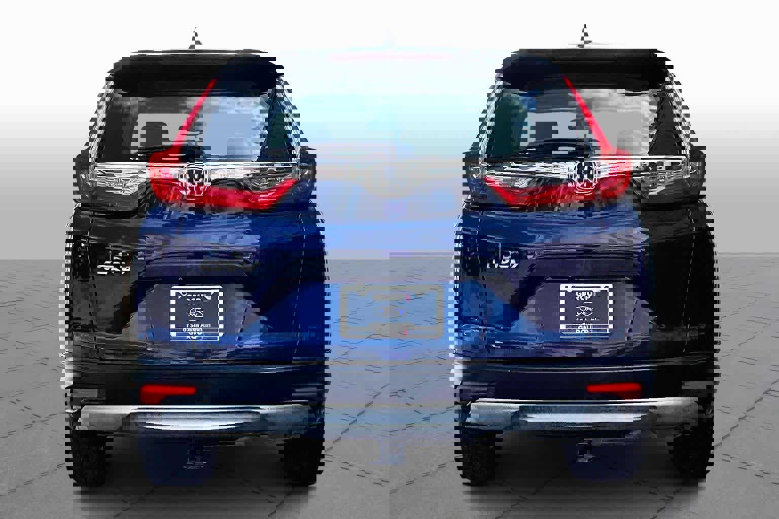 Used 2018 Honda CR-V LX image 2
