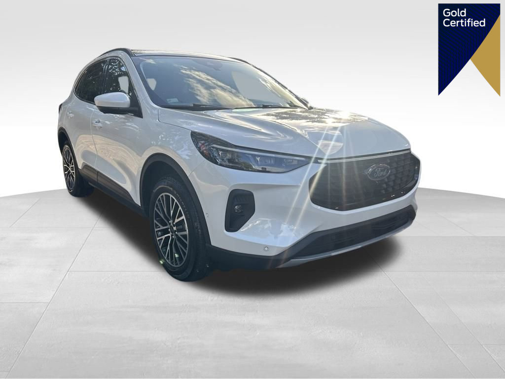 Certified 2024 Ford Escape SE w/ PHEV Premium Package image 1