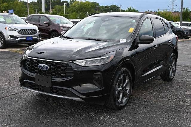 Certified 2024 Ford Escape ST-Line w/ Tech Pack #1 AWD/4WD image 5