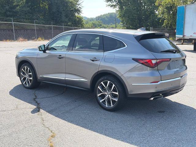 Used 2023 Acura MDX SH-AWD w/ Technology Package image 4