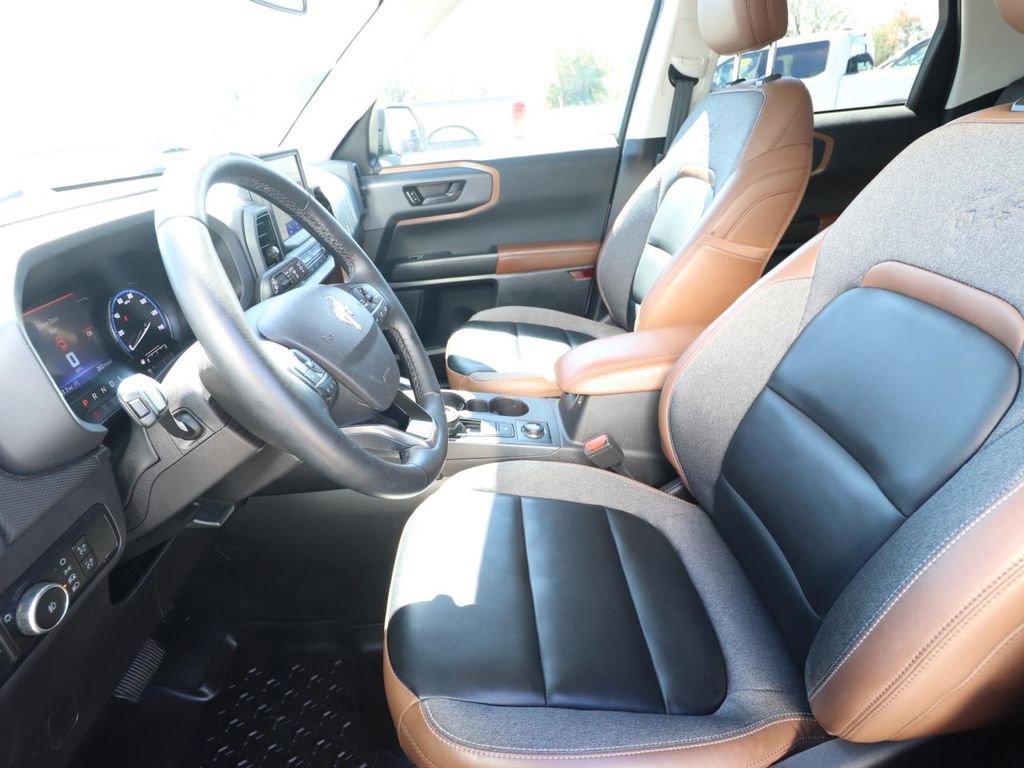 Certified 2024 Ford Bronco Sport Outer Banks w/ Tech Package image 8